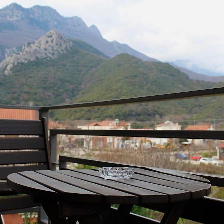 Guesthouse Alexandros Pyli Exterior photo
